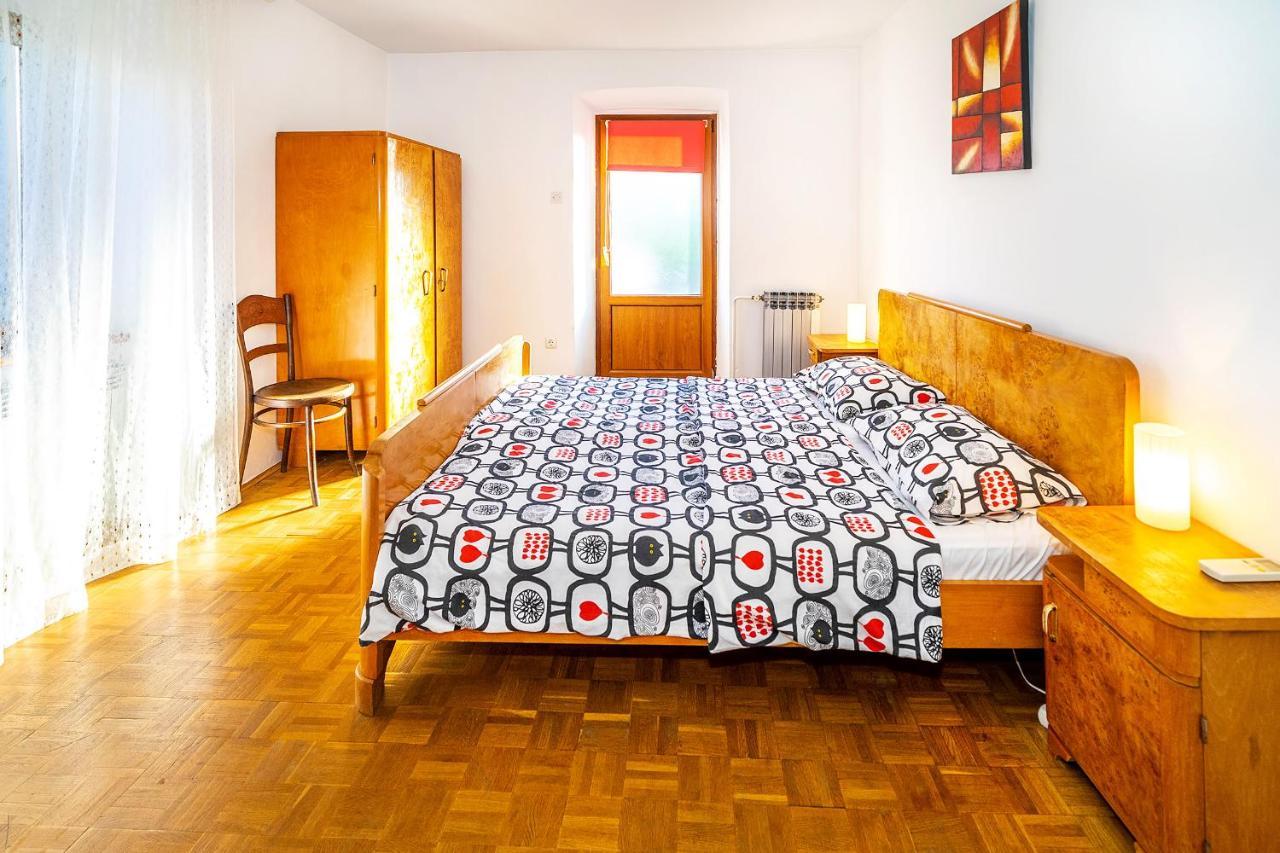 Apartmant Ivan Malinska Exteriör bild