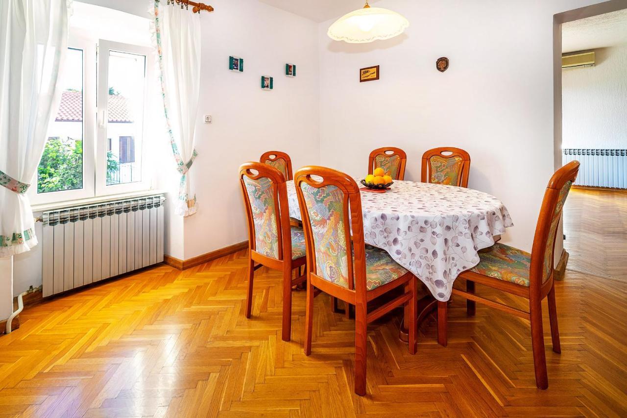 Apartmant Ivan Malinska Exteriör bild